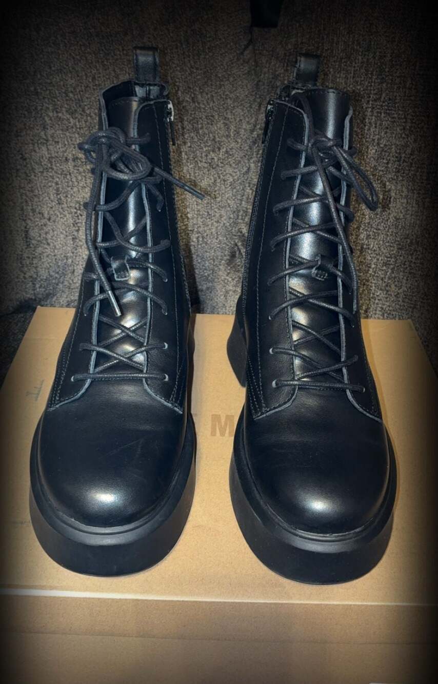 Steve Madden - Picture 3 of 9